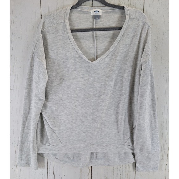 Old Navy Tops - Old Navy Size Large Womens Light Gray Long Sleeve V Neck Top